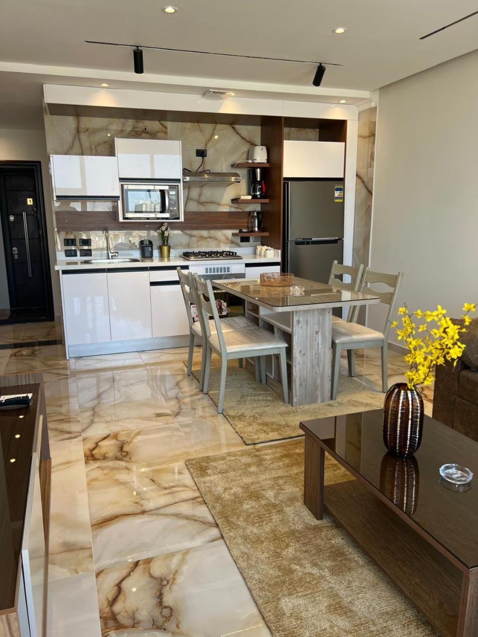 Majestic Comfort Elite In Dokki1 Apartment Cairo
